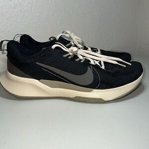 NIKE JUNIPER TRAIL 2 NN NEW, SZ12 men’s, 13.5 women’s, comfy, last oneDM0822-005